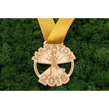 Medal drewniany grawerowany laserem - wymiary: 75x74mm - gr. 3mm - MGR034