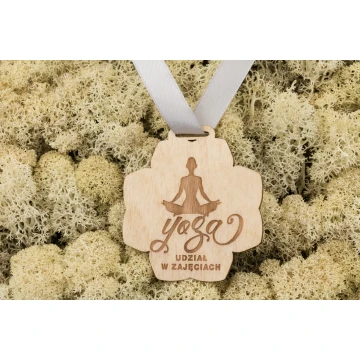 Medal drewniany grawerowany laserem - wymiary: 62x62mm - gr. 3mm - MGR039