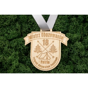 Medal drewniany grawerowany laserem - wymiary: 70x62mm - gr. 3mm - MGR038