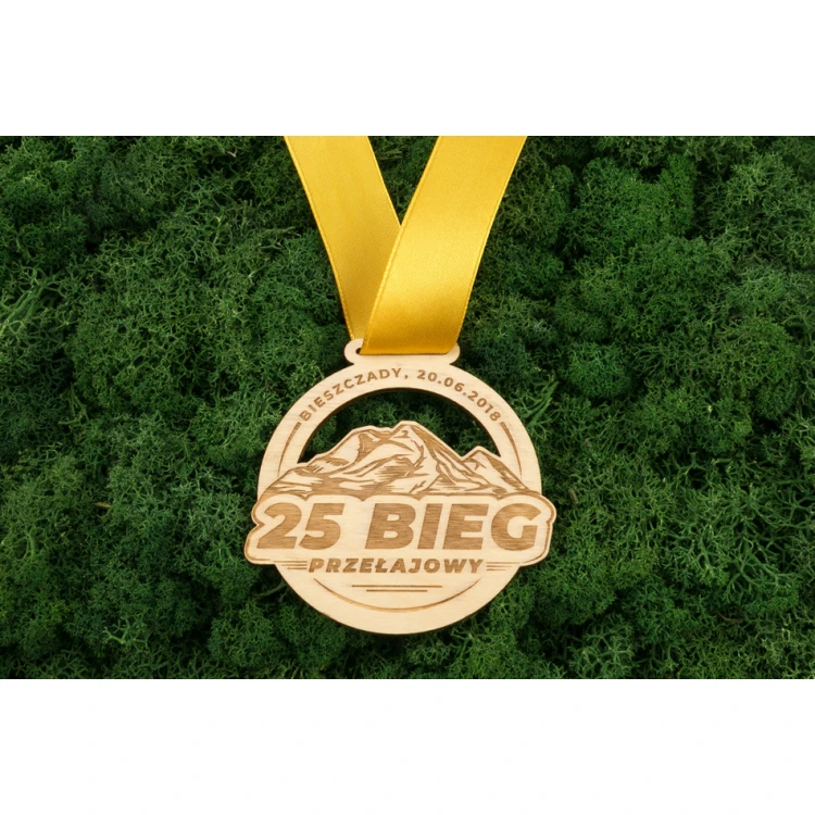Medal drewniany grawerowany laserem - średnica: 80mm - gr. 3mm - MGR083