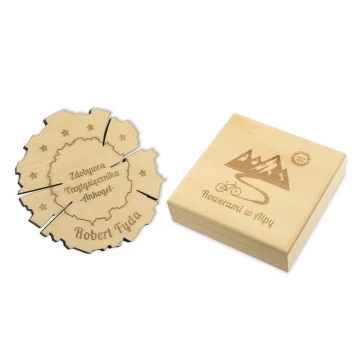 Medal drewniany na każdą okazję w kasecie z drewna - kolor jasny - MGR012