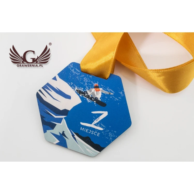 Medal drewniany druk UV - Winter Sport - wymiary: 79x66mm - MGR061