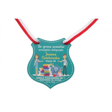 Medal drewniany tarcza - pasowanie na ucznia - wym. 80x90mm - druk UV - MGR026