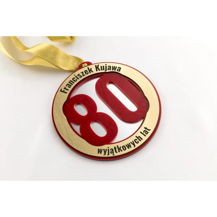 Medal Jubileuszowy na 80-te urodziny - średnica 12 cm - czerwony akryl