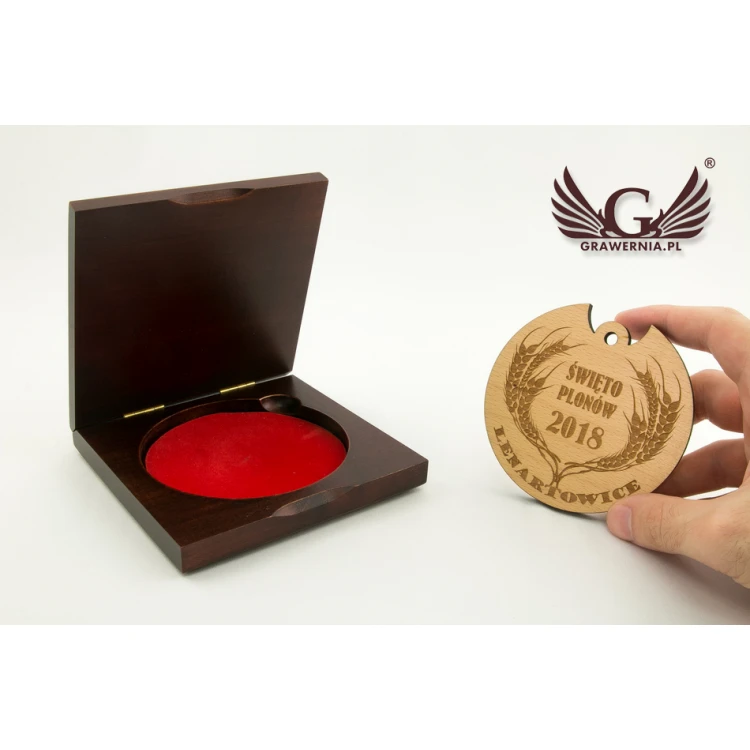 Medal w drewnianej kasetce na każdą okazję - średnica 90mm