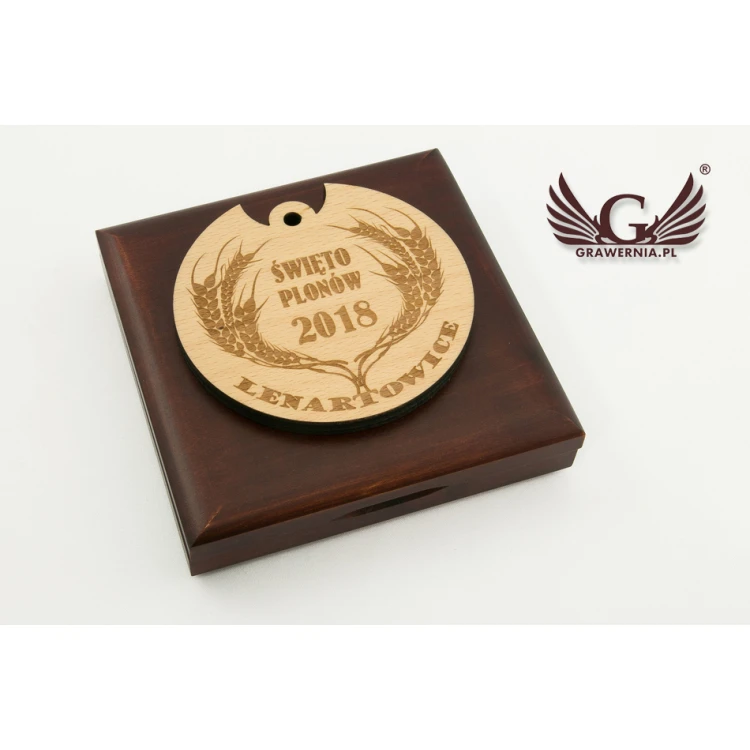 Medal w drewnianej kasetce na każdą okazję - średnica 90mm