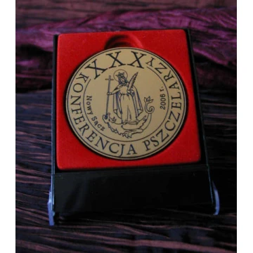 Medal metalizowany w czerwonym etui
