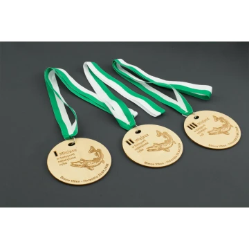 Medal z drewna grawerowany laserem - średnica: 100mm
