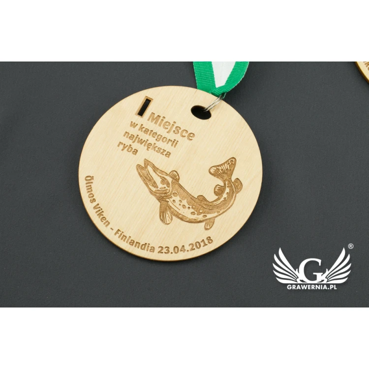 Medal z drewna grawerowany laserem - średnica: 100mm