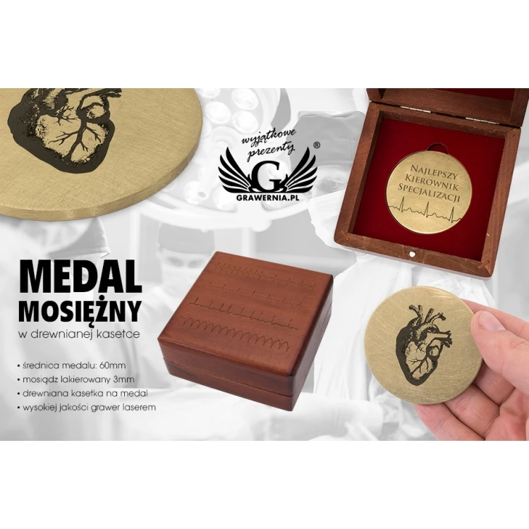 Medal z mosiądzu w kasetce drewnianej