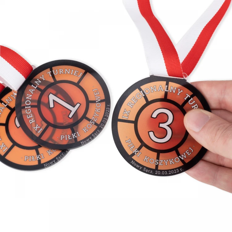 Medal z plexi z nadrukiem UV - wymiary: 70x73mm - MGR0102