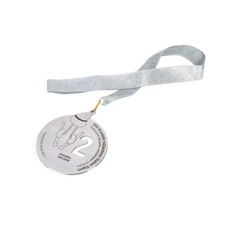 Medale metalowe grawerowane laserem -  wym: 90x103mm - MGR095
