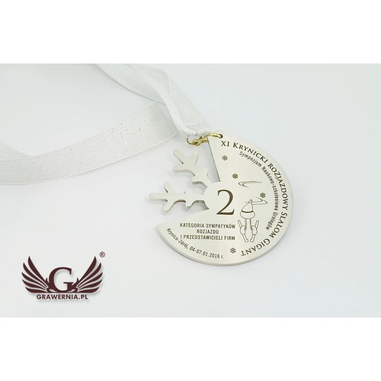 Medale metalowe w trzech kolorach (mosiądz, stal, miedź) - wymiary 81,5x77,5mm - MGR092