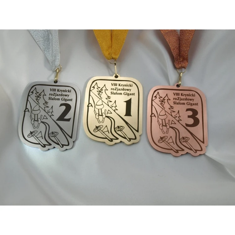 Medale metalowe w trzech kolorach (mosiądz, stal, miedź) - wymiary 89x67mm - MGR090