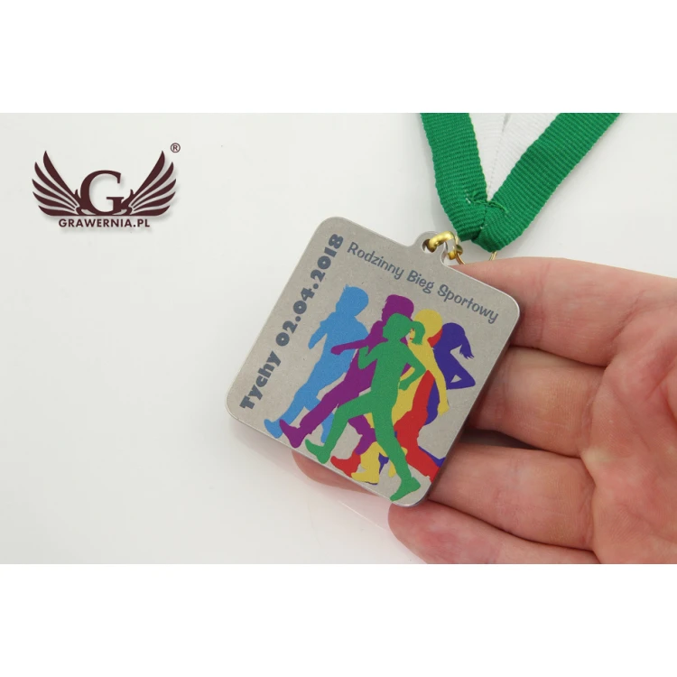 Medale metalowe z dowolną grafiką - cyfrowy druk UV - wymiary 50x50mm - MGR018