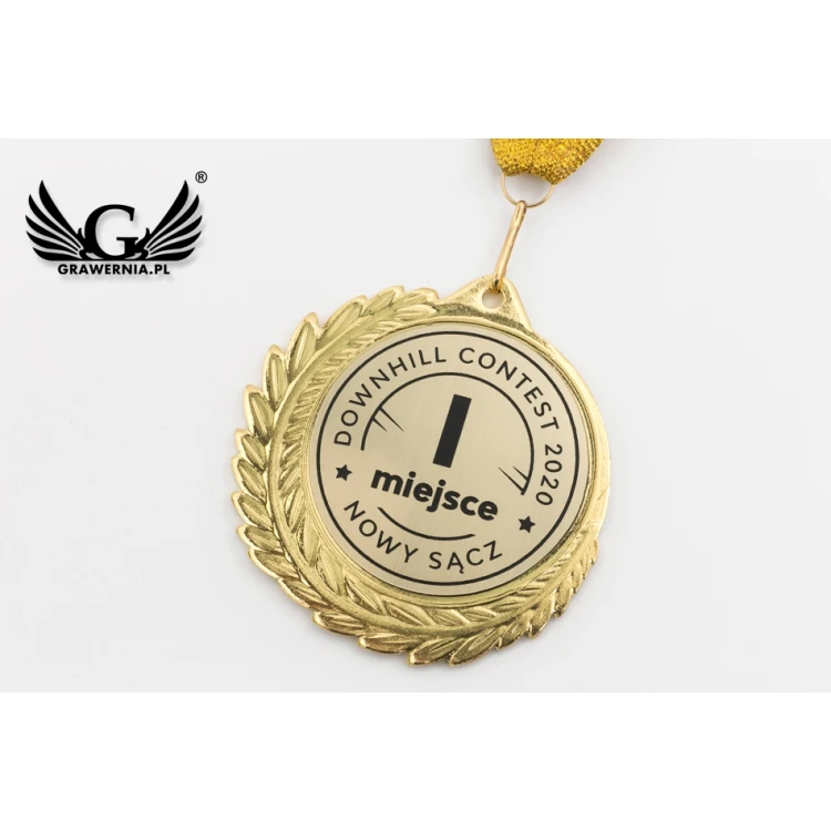 Medal metalowy z grawerowanym emblematem - średnica 70mm - MMC7010