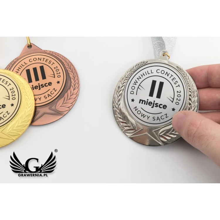 Medale metalowe z grawerowanym emblematem - średnica 70mm - MMC1170