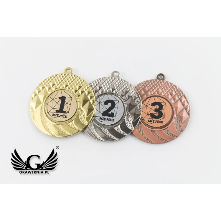 Medale metalowe z grawerowanym emblematem - średnica 50mm - MMC0150