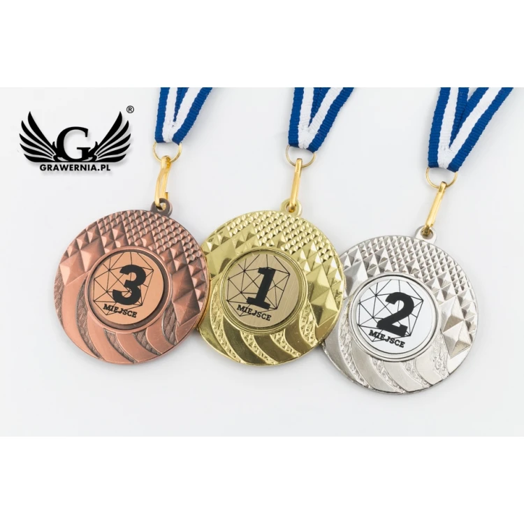 Medale metalowe z grawerowanym emblematem - średnica 50mm - MMC0150
