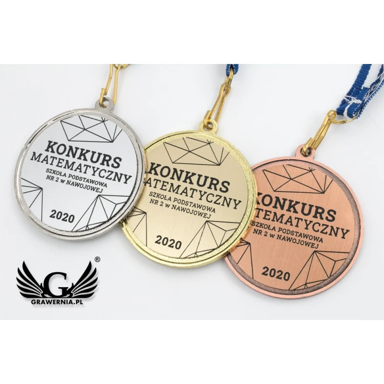 Medale metalowe z grawerowanym emblematem - średnica 50mm - MMC0150