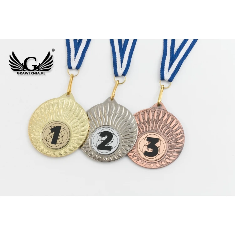 Medale metalowe z grawerowanym emblematem - średnica 50mm - MMC24050