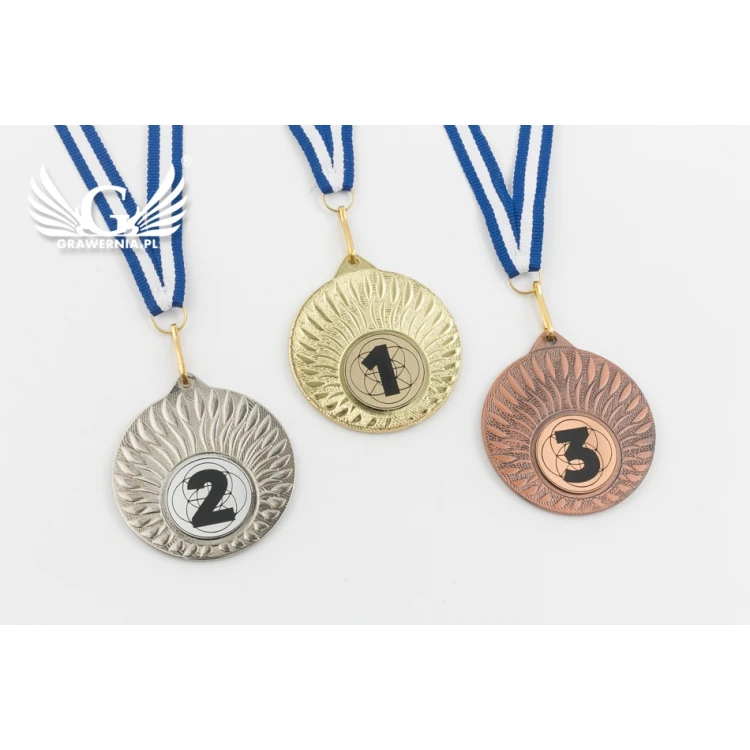 Medale metalowe z grawerowanym emblematem - średnica 50mm - MMC24050