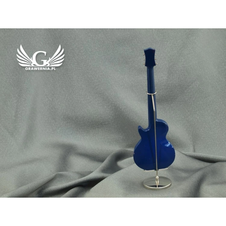 Mini gitara elektryczna z futerałem - niebieska z flagą - model MGT6