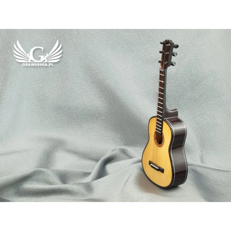 Mini gitara klasyczna z pozytywką - jasna - model MGT4
