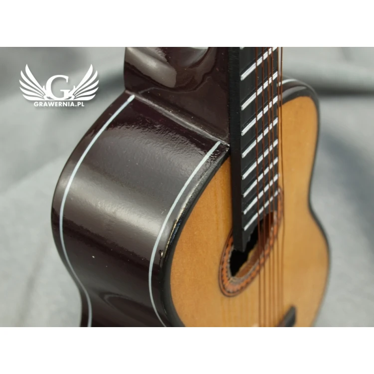 Mini gitara klasyczna z pozytywką - jasna - model MGT4