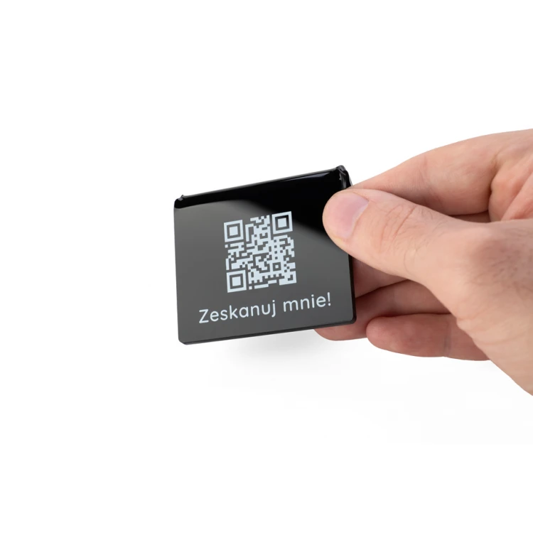 Mini stojaczek informacyjny z kodem QR - czarna plexi lub plexi frost - wym. 60x50mm - ST028