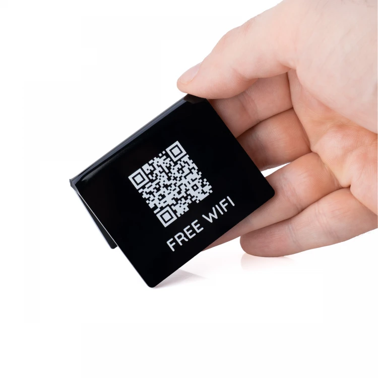 Mini stojaczek informacyjny z kodem QR - czarna plexi lub plexi frost - wym. 60x50mm - ST028