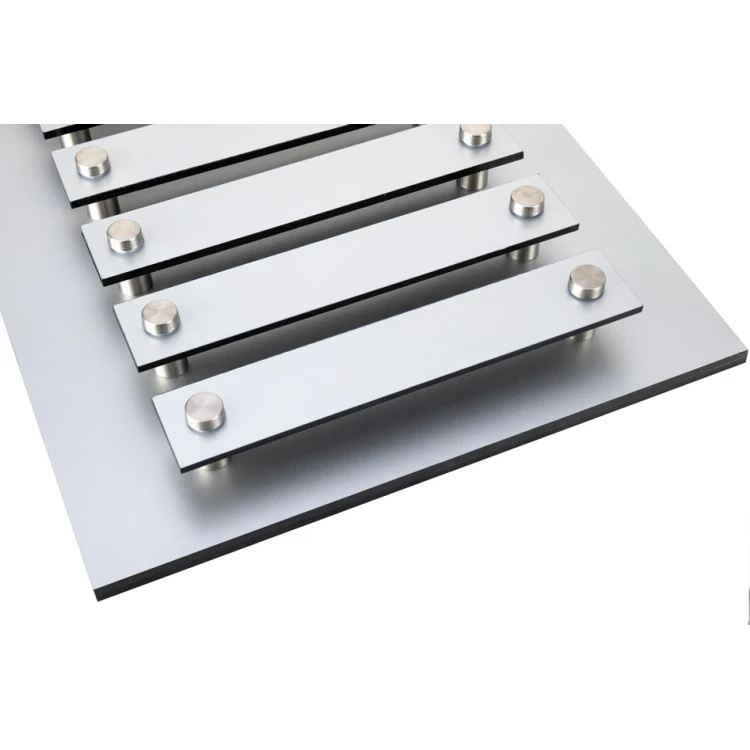 Mini tablica informacyjna grawerowana laserem na dystansach - wym: 230x270mm - TAB419 