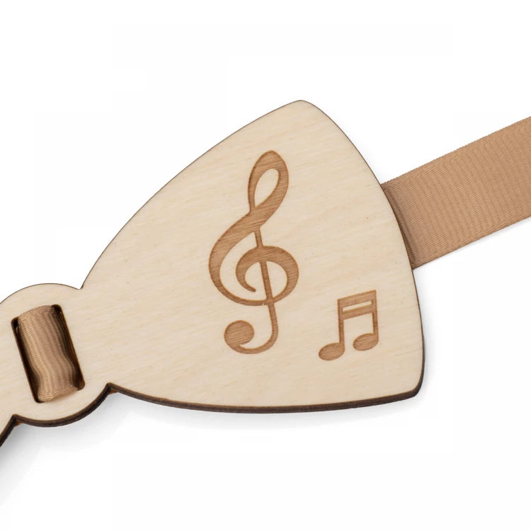 Mucha drewniana dla muzyka - wycinana i grawerowana laserem - MDR042