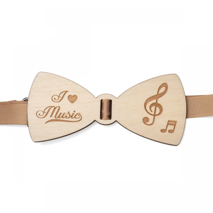 Mucha drewniana dla muzyka - wycinana i grawerowana laserem - MDR042