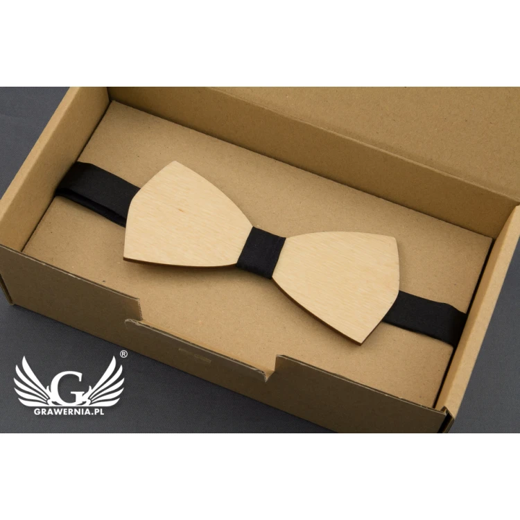 Mucha drewniana Simple - wycinana laserem - MDR027