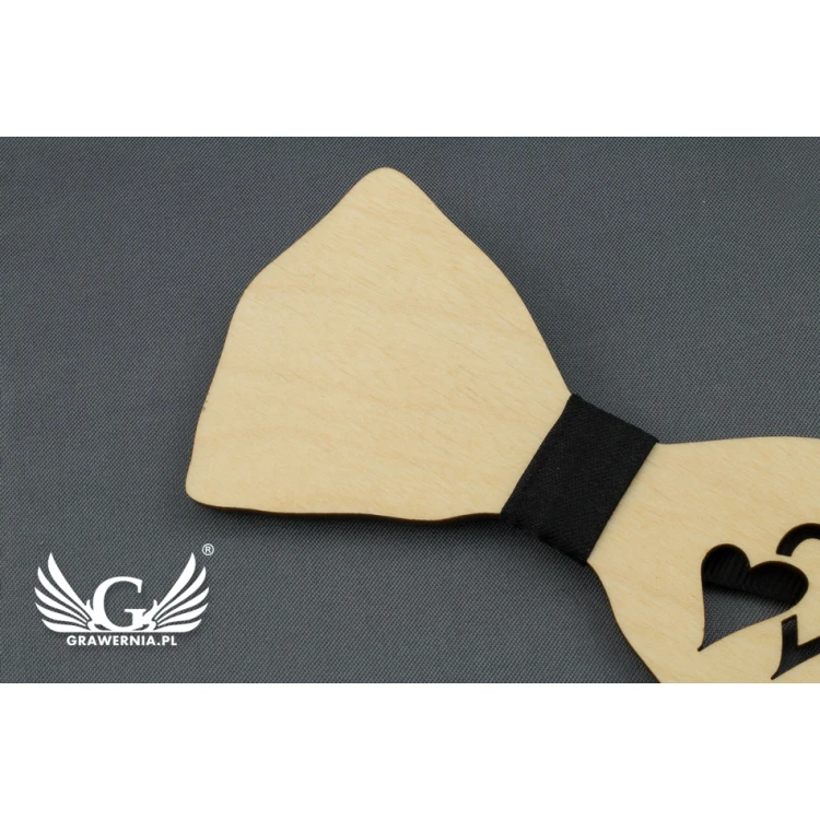 Mucha drewniana - wycinana laserem - MDR028