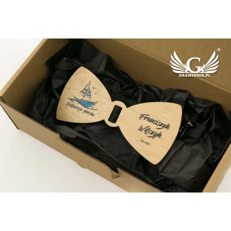 Mucha z drewna identyfikator - kolorowy druk UV - MDR002
