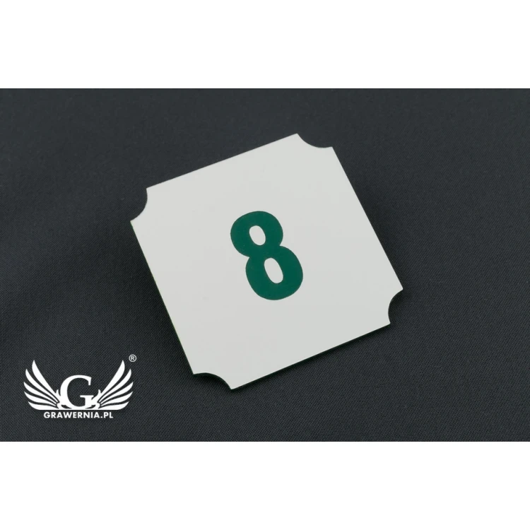 Numeracja drzwi - biały z kolorowym grawerem - ND015 - wym. 50x50mm