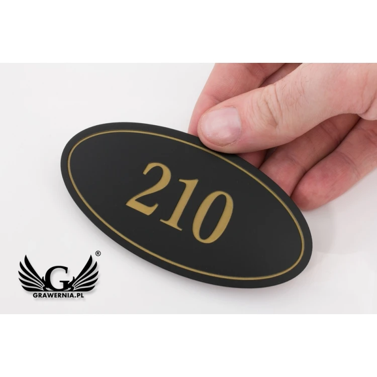 Numeracja drzwi - ELIPSA - czarny mat exterior ze złotym grawerem - ND021 - wym. 100x50mm