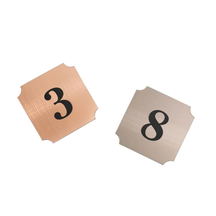 Numeracja drzwi - miedziany lub caffe latte - ND017 - wym. 50x50mm