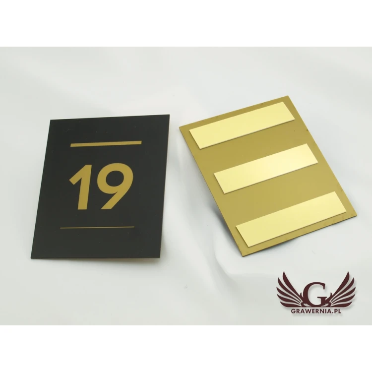 Numeracja drzwi - ND014 - czarny laminat grawerski mat exterior - wym. 100x120mm