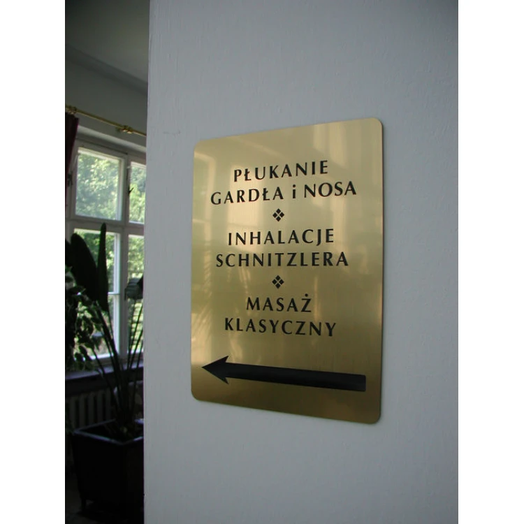 Opracowanie graficzne systemu informacji dla uzdrowiska, instytucji - SZ176