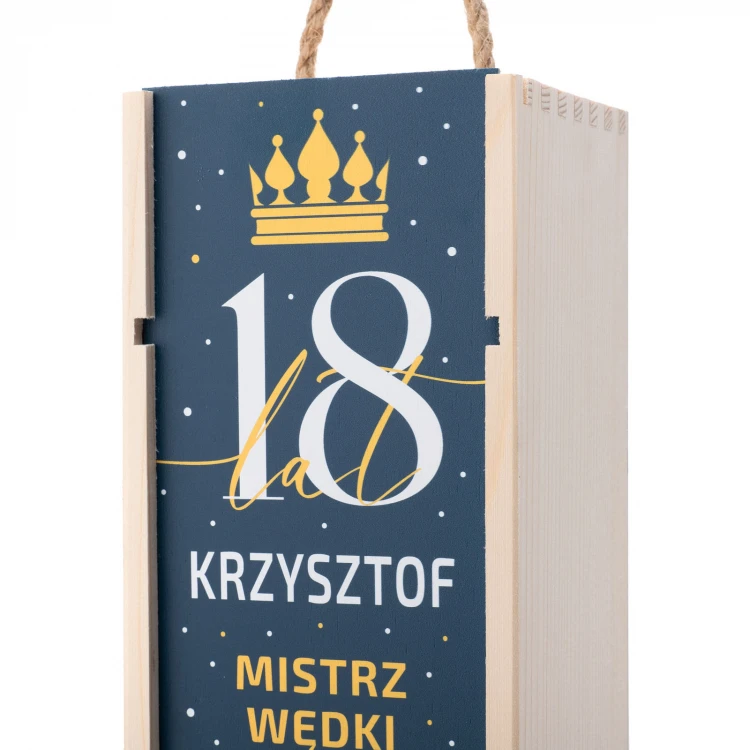 Prezent na 18 urodziny - drewniana skrzynka na alkohol  - SK083
