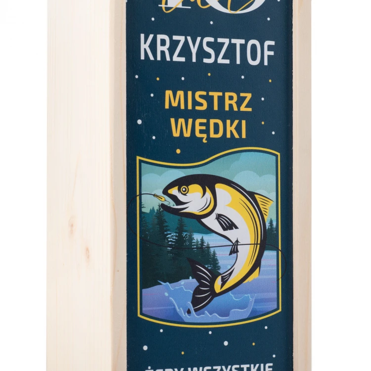 Prezent na 18 urodziny - drewniana skrzynka na alkohol  - SK083
