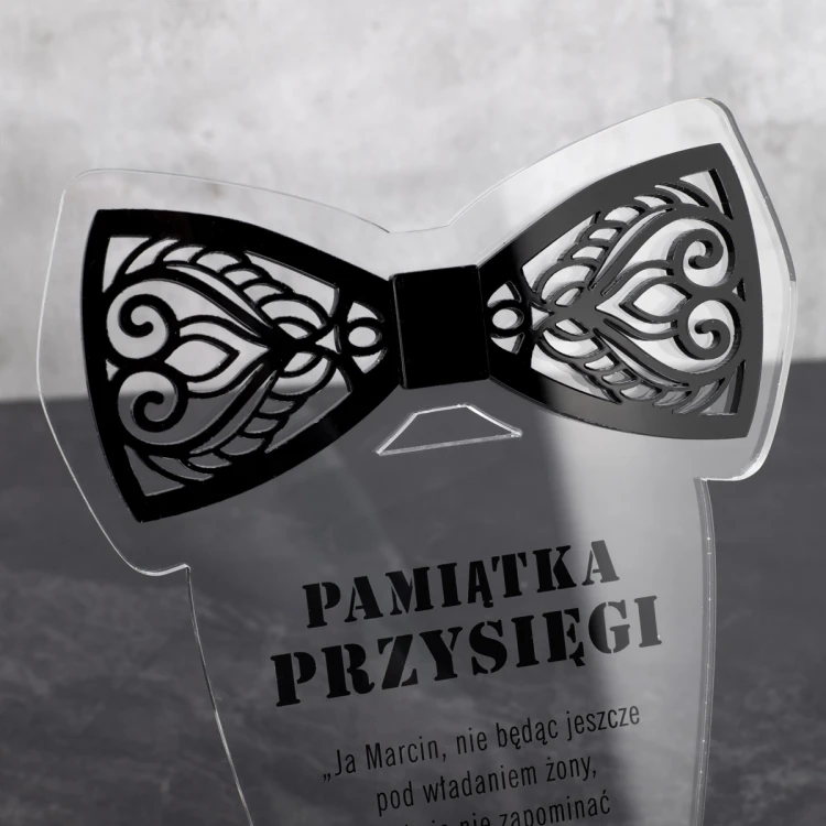 Pamiątka wieczoru kawalerskiego - Muszka - model DTA084 - wysokość 22 cm