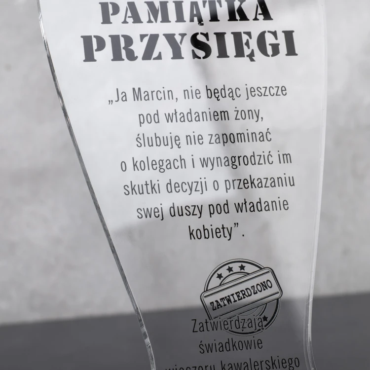 Pamiątka wieczoru kawalerskiego - Muszka - model DTA084 - wysokość 22 cm