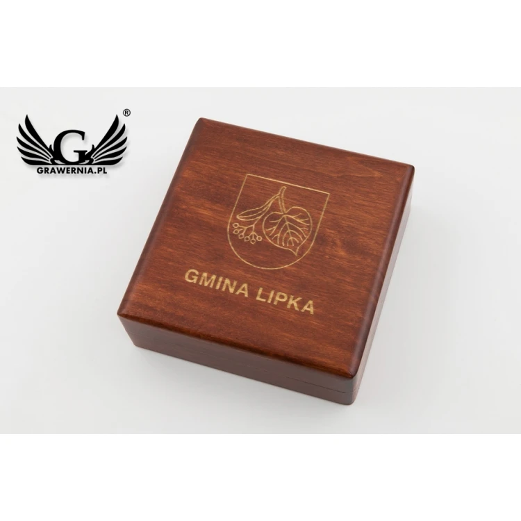 Medal grawerowany w drewnianej kasetce - średnica 70mm - MGR089