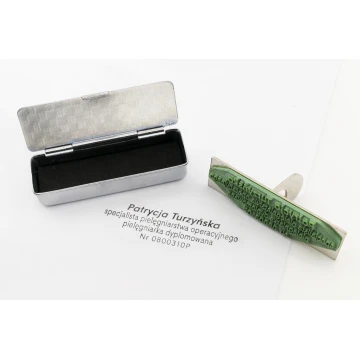 Pieczątka w pudełku metalowym - 1.5 - wymiar odbicia 13x48mm - PM002