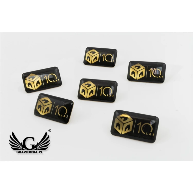 Pinsy z mosiądzu - wypukłe 3D doming - dowolne logo - PWD006
