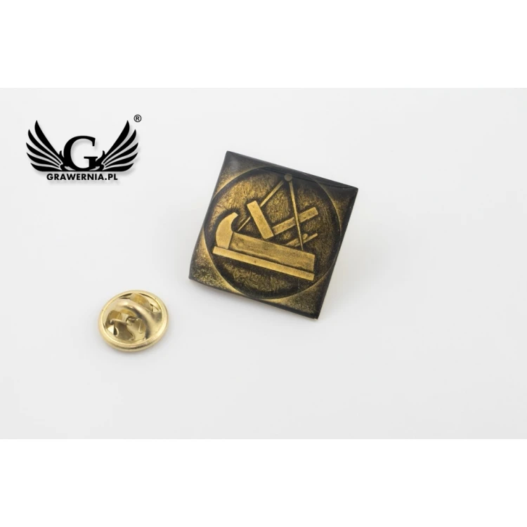 Pinsy z mosiądzu - wypukłe 3D doming - dowolne logo - PWD007